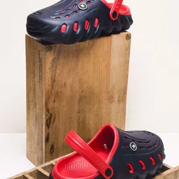 HRX by Hrithik Roshan Men Rubber Clogs-image-84