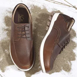 Buckaroo Men Textured Leather Derbys-22