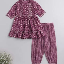 The Magic Wand Kids Pink Cotton Floral Print Kurta Set-picture-46