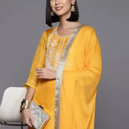 Varanga Bandhani Printed Regular Sequinned Kurta with Trousers & Dupatta-picture-11