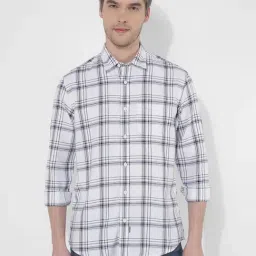 Numero Uno Off White Regular Fit Checks Shirt-image-92