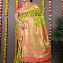 SHUBHKALA Green Silk Woven Saree With Unstitched Blouse-image-47