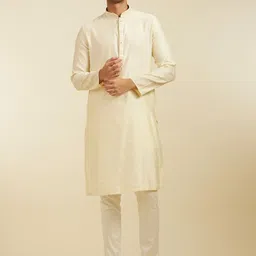 Diwas by Manyavar Geometric Embroidered Sequinned Mandarin Collar Straight Kurta-image-43