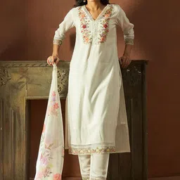 Indo Era Floral Embroidered V-Neck Thread Work Straight Kurta With Trousers & Dupatta-picture-14