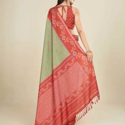 SHANVIKA Green Printed Saree with Unstitched Blouse image 2
