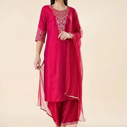 RANGMANCH BY PANTALOONS Floral Embroidered Thread Work Kurta with Trouser & Dupatta-picture-20