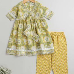 The Magic Wand Kids Green & Yellow Cotton Floral Print Kurta Set-image-51