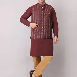 Voniry Men Ethnic Motifs Embroidered Regular Kurta with Pyjamas-picture-23