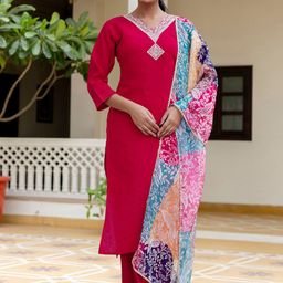 Navlik Women Embroidered Thread Work Chanderi Silk Kurta Trousers & Printed Dupatta-52