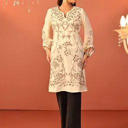Lakshita Women Floral Embroidered Thread Work Festive Kurta-25