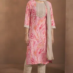 Anouk Floral Printed Thread Work Kurta With Trousers And Dupatta-9