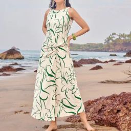 PURVAJA White & Green Knitted Printed Midi Dress-image-32