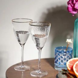 Pure Home and Living Transparent Glass Textured Wine Glasses-image-9