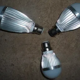G Solar ECO DC LED Bulb 7.0 Watt Cool White-image-34