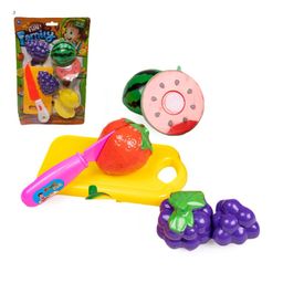 SANJARY Sliceable Fruit Cutting Play Set 5pcs Plastic Realistic Fruit Cutting Pretend Play Toy Set for Kids Color Design May Vary-64