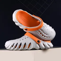 BIRDE Men Colourblocked Clogs-picture-6