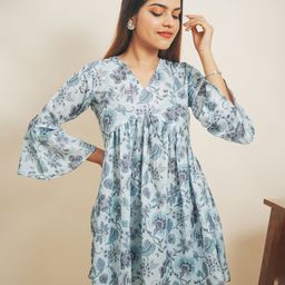 GO BOUJEE Women Floral Printed V-Neck Cotton Top-image-8