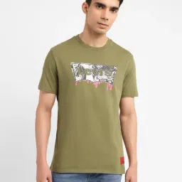 Levi's Olive Cotton Slim Fit Logo Printed T-Shirt-picture-17