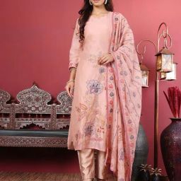 Varanga Pink Embroidered Kurta & Pant Set With Dupatta-image-7