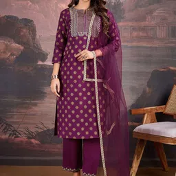 House of Pataudi Women Ethnic Motifs Embroidered Kurta with Trouser & Dupatta-image-4