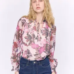 Cover Story Multicolor Floral Print Top-image-11