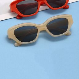 AUGEN Unisex Black Oval Sunglasses with-image-21