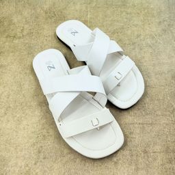 THE MADRAS TRUNK Men Comfort Sandals-image-89