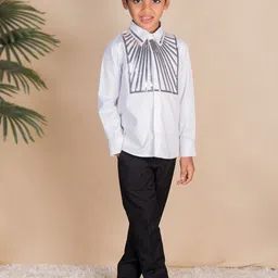 TOPLOVE Boy's Solid Embellished Casual Shirt-image-40