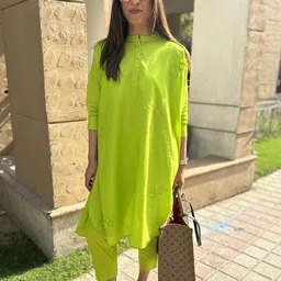 Raas by Ekta Look at Me Embellished Mandarin Collar Tunic With Trousers Co-Ords-13