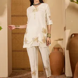 Sangria Embroidered V-Neck Tunic & Trousers Co-Ord Set-53