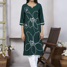 Fashion Basket Women Floral Embroidered V-Neck Thread Work Kurta-image-88