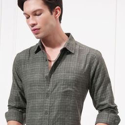 HIGHLANDER Men Slim Fit Checked Spread Collar Casual Shirt-picture-23