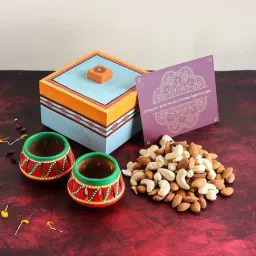VarEesha Upahaar Blue & Red Wood Decorative Gift Box with 2 Tea Light Holders-image-75