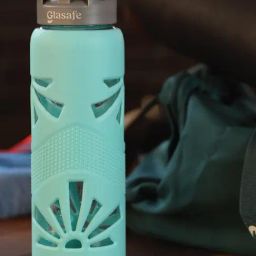 Glasafe Mellow Green Borosilicate Bottle with Protective Silicone Sleeve (750ml)-37