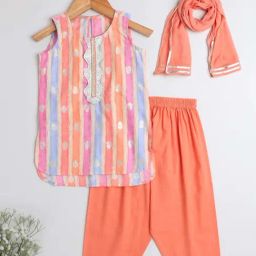 The Magic Wand Kids Multicolor Cotton Embellished Kurta Set-picture-16