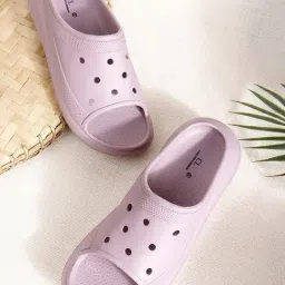 Carlton London Women's Onion Slides-picture-0
