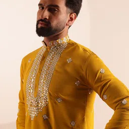 SOJANYA Men Embroidered Mirror Work Kurta-picture-29