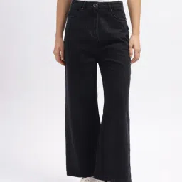 Elle Black Flared Fit Jeans-picture-30