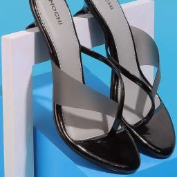 Mochi Women's Black Thong Sandals-image-28