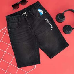 Pantaloons Junior Boys Boys Anthracite Cotton Slim Fit Short-image-93