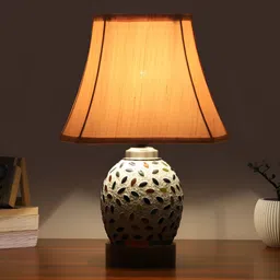 Aura Off White Glass Traditional Abstract Shaped Table Lamp-image-94