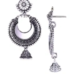 DIVASTRI Silver-Plated Alloy Earrings image 4
