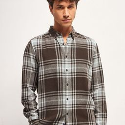 THE BEAR HOUSE Men Slim Fit Tartan Checks Opaque Checked Casual Shirt-image-98