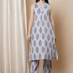FASHOR Floral Printed A-Line Pleated Top With Floral Printed Trouser Co-ords-picture-6