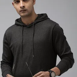 Roadster Men Solid Hooded Sweatshirt-image-40