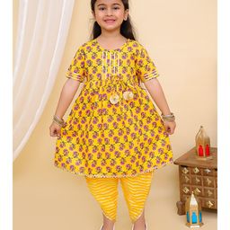 Superminis Three Fourth Sleeves Jaipuri Floral Motif Printed Kurta With Coordinating Gota Lace Embellished Overlapped Dhoti - Yellow-image-64