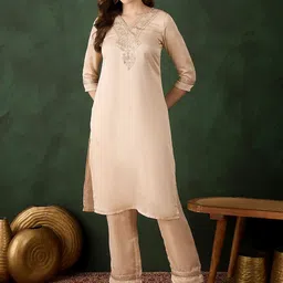 Sangria Embroidered Straight Kurta & Trousers image 2