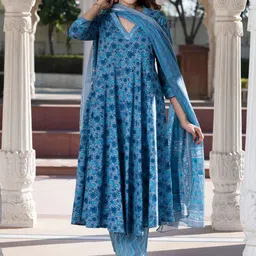 KALINI Women Floral Printed Regular Pure Cotton Kurta with Trousers & With Dupatta-10