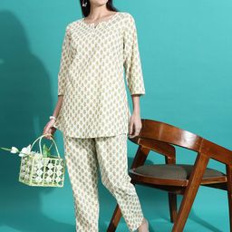 9shines Label Floral Printed Notch Neck Pure Cotton Kurti With Pyjamas-image-66