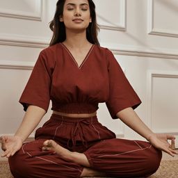 VASTRAMAY V-Neck Top With Joggers Co-Ords-image-58